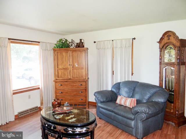 1885 Wayne Road Chambersburg, PA 17202 - Photo 13 of 25 Gallery Image 13