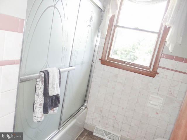 1885 Wayne Road Chambersburg, PA 17202 - Photo 20 of 25 Gallery Image 20