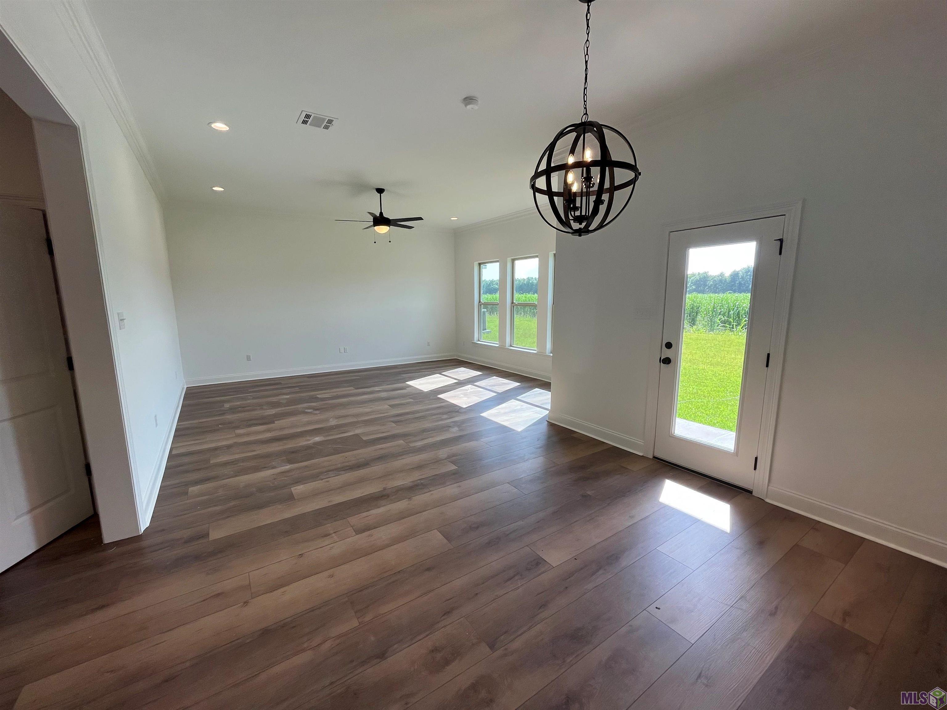 127 Spring Grove Loop Thibodaux, LA 70301 - Photo 2 of 6 Gallery Image 2