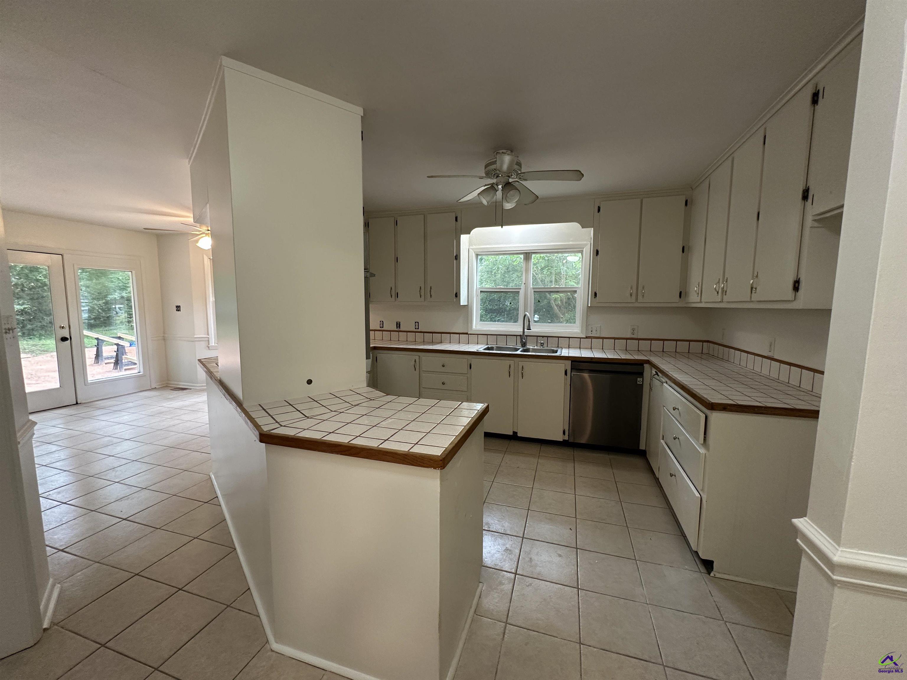 124 Glen Oaks Road Perry, GA 31069 - Photo 6 of 14