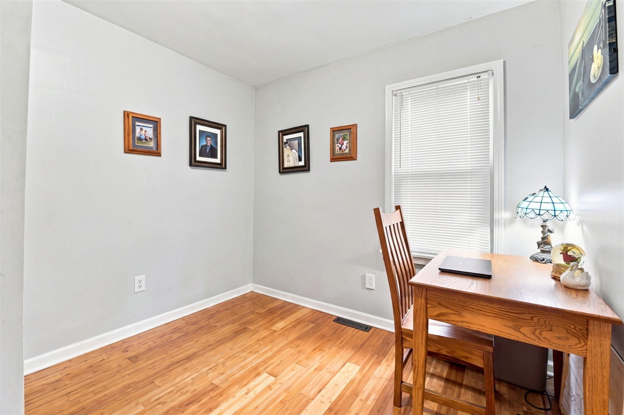 21484 Power Road Farmington Hills, MI 48336 - Photo 10 of 31 Gallery Image 10