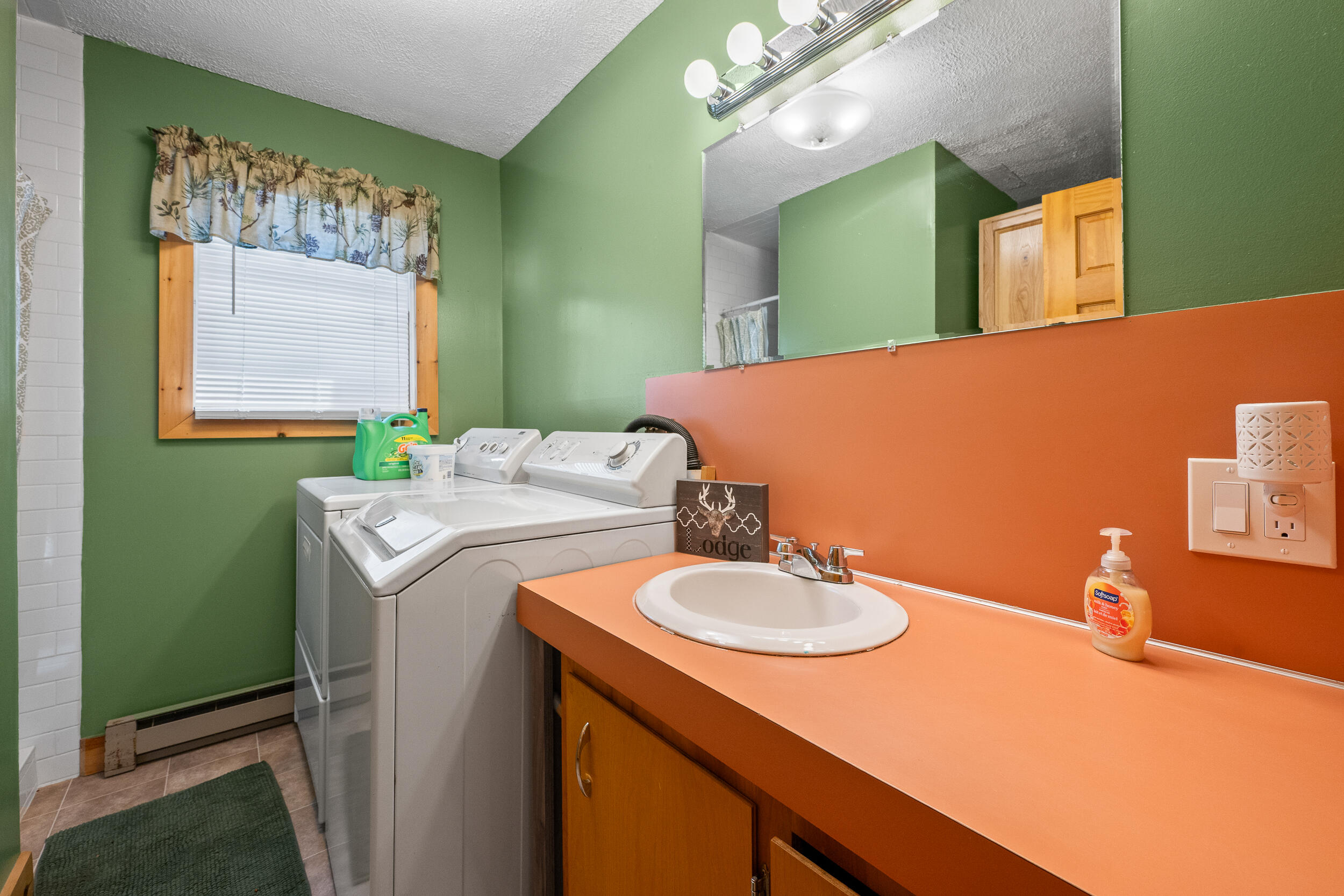 303 Rumford Road Oquossoc, ME 04964 - Photo 21 of 44 DSC_0004