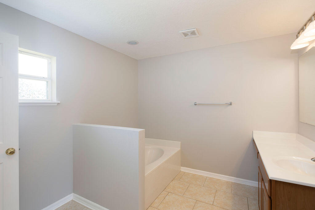 1815 Dragon Road Southeast Palm Bay, FL 32909 - Photo 23 of 41