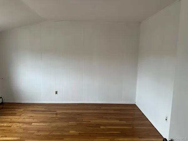 $4,500 | 109 Pratt Street, West Babylon, NY 11704