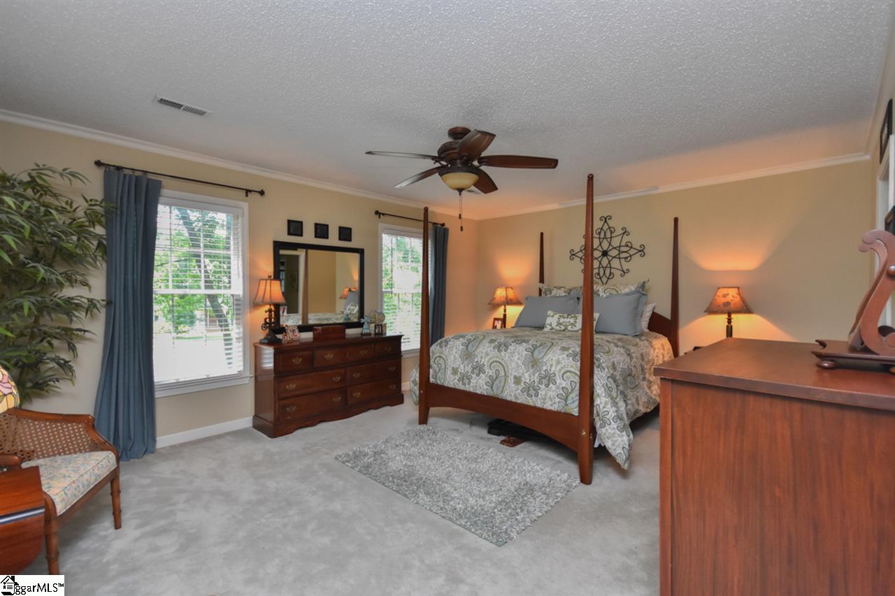 210 Oak Ridge Court Greer, SC 29650 - Photo 18 of 36 Gallery Image 18