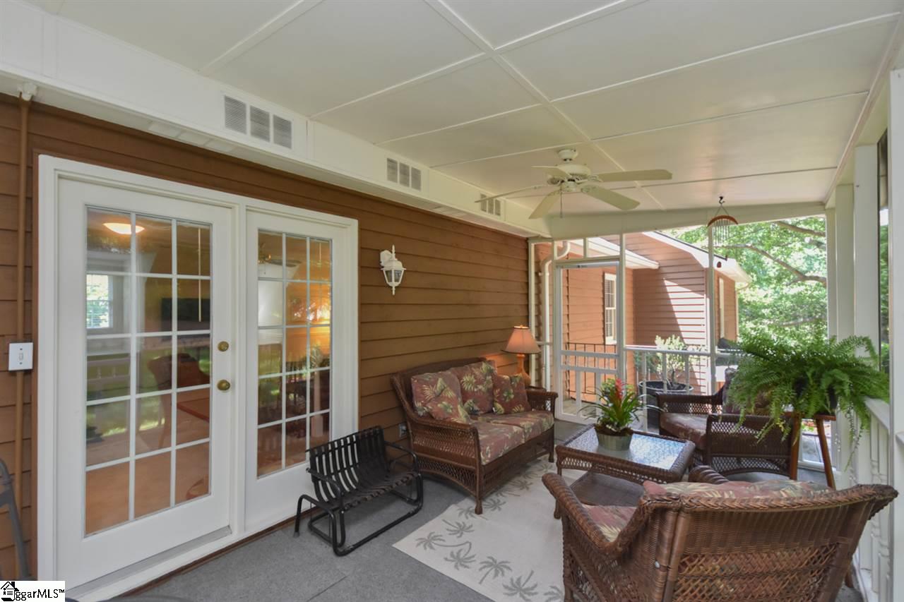 210 Oak Ridge Court Greer, SC 29650 - Photo 31 of 36 Gallery Image 31