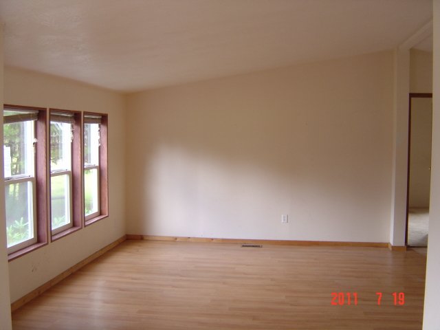 13012 East Bridges Road Elk, WA 99009 - Photo 5 of 9