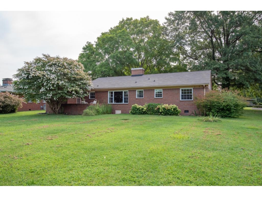 432 High Ridge Road Kingsport, TN 37660 - Photo 2 of 36 Photo 2