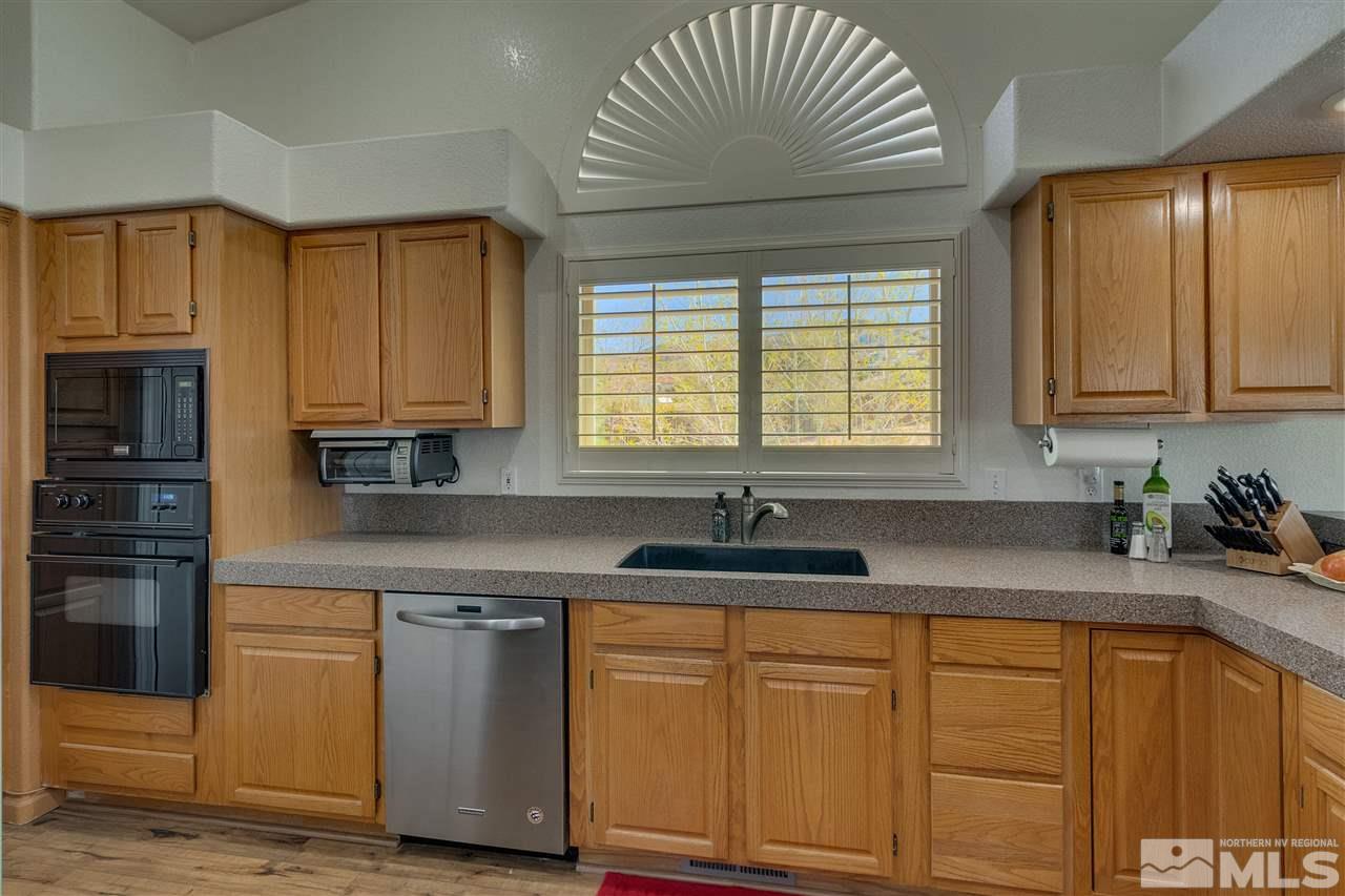 15665 Minnetonka Circle Reno, NV 89521 - Photo 6 of 22 Photo 6