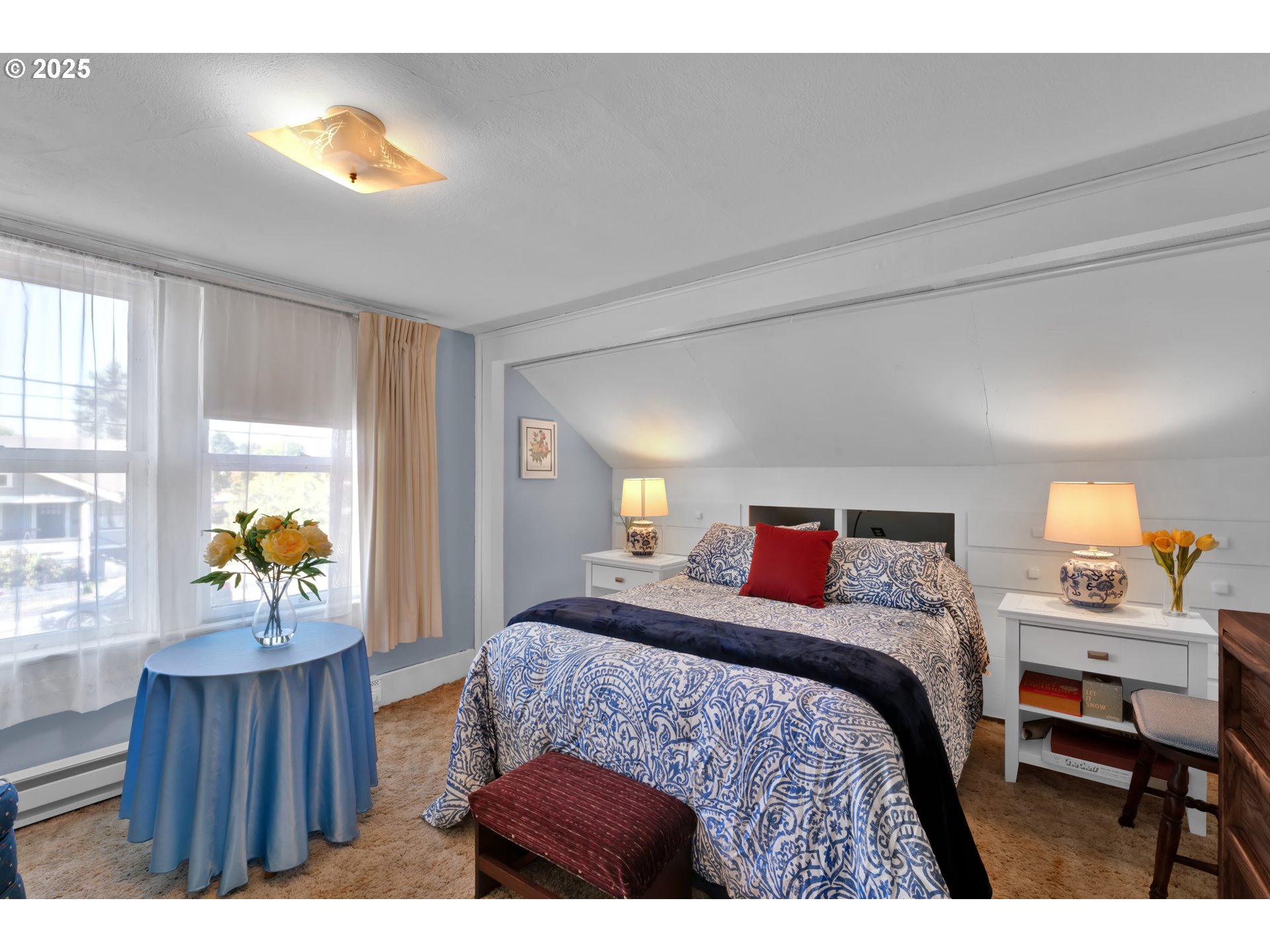 834 Southwest 9th Avenue Albany, OR 97321 - Photo 33 of 48 a bedroom with a bed and a dresser next to a window