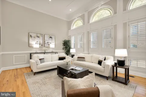 $2,050,000 | 1417 North Nash Street, Arlington, VA 22209