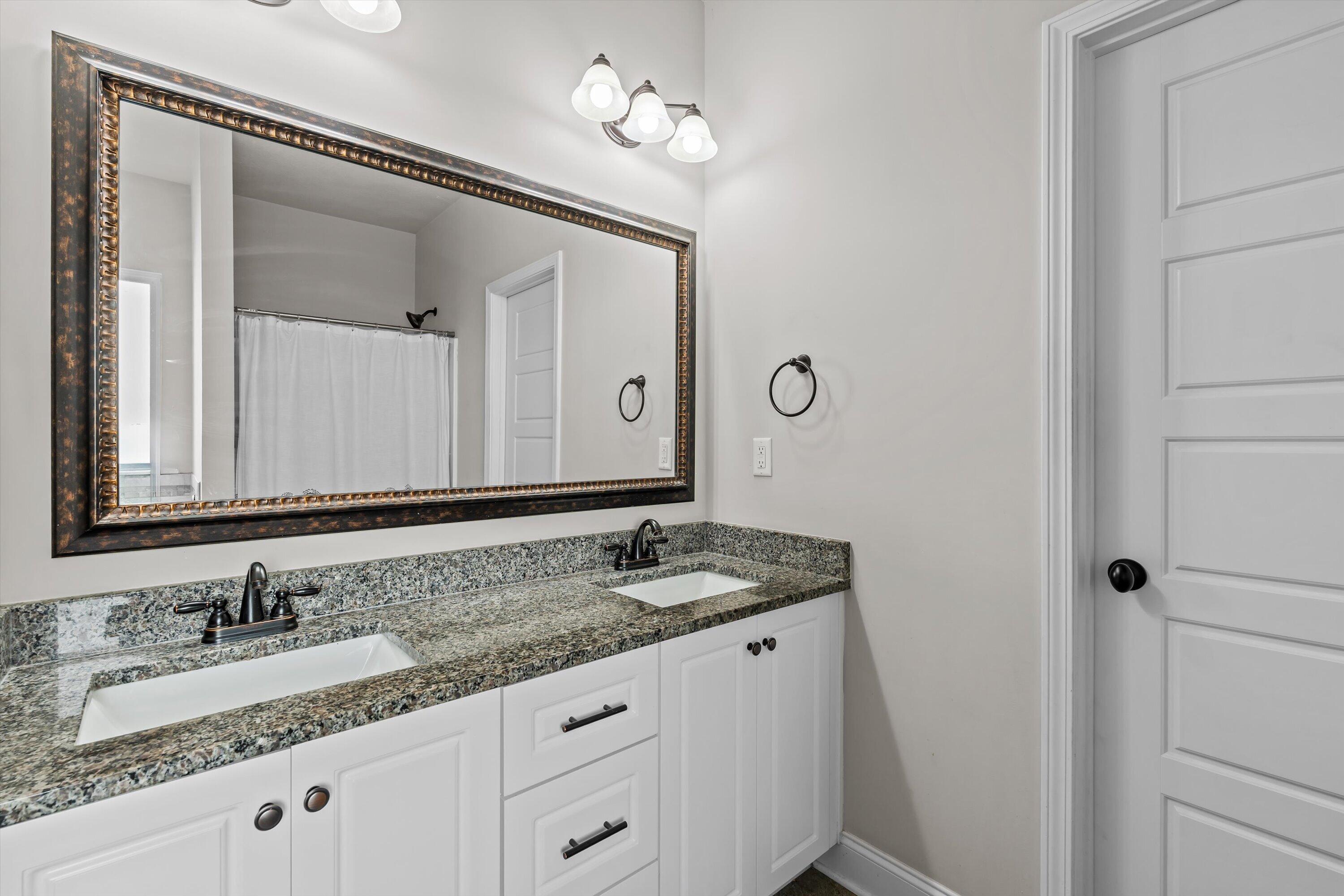 148 Copperfield Drive Trenton, SC 29847 - Photo 21 of 30 Primary Bathroom