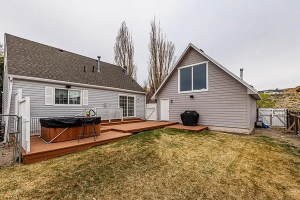 $360,000 | 1915 South Carolina Drive, Green River, WY 82935