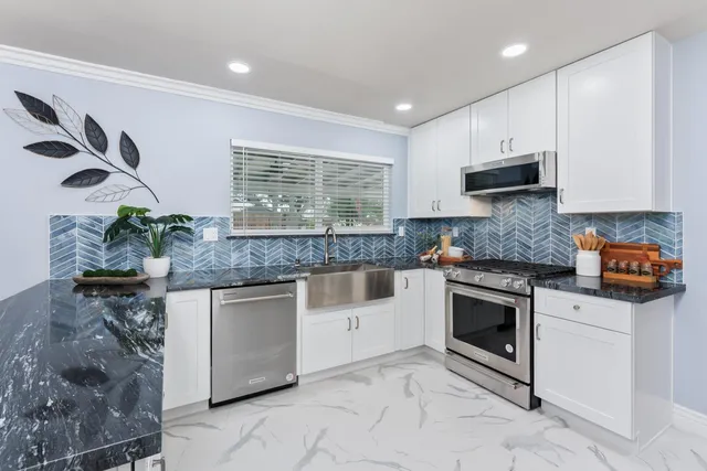 $738,800 | 3418 Whitnor Court, Sacramento, CA 95821