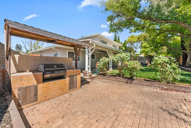 $738,800 | 3418 Whitnor Court, Sacramento, CA 95821