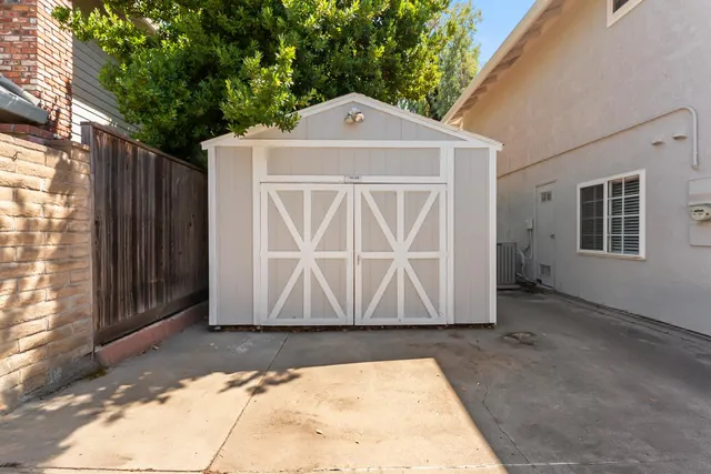 $738,800 | 3418 Whitnor Court, Sacramento, CA 95821