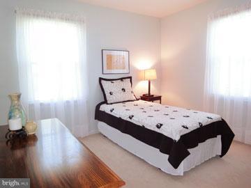 6871 Chelsea Road McLean, VA 22101 - Photo 3 of 25 Bedroom