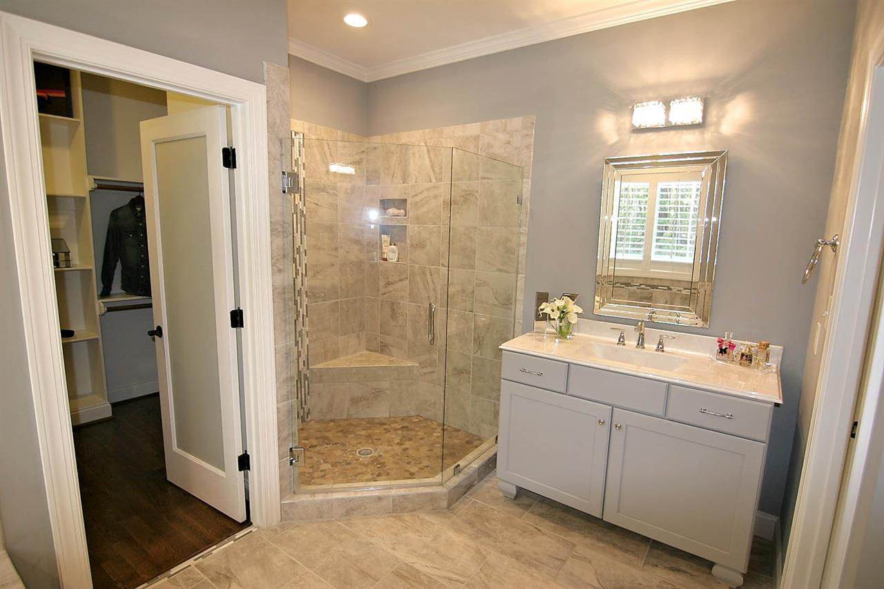 4921 Sweet Chestnut Lane Raleigh, NC 27610 - Photo 15 of 25 Master Bath/Spa