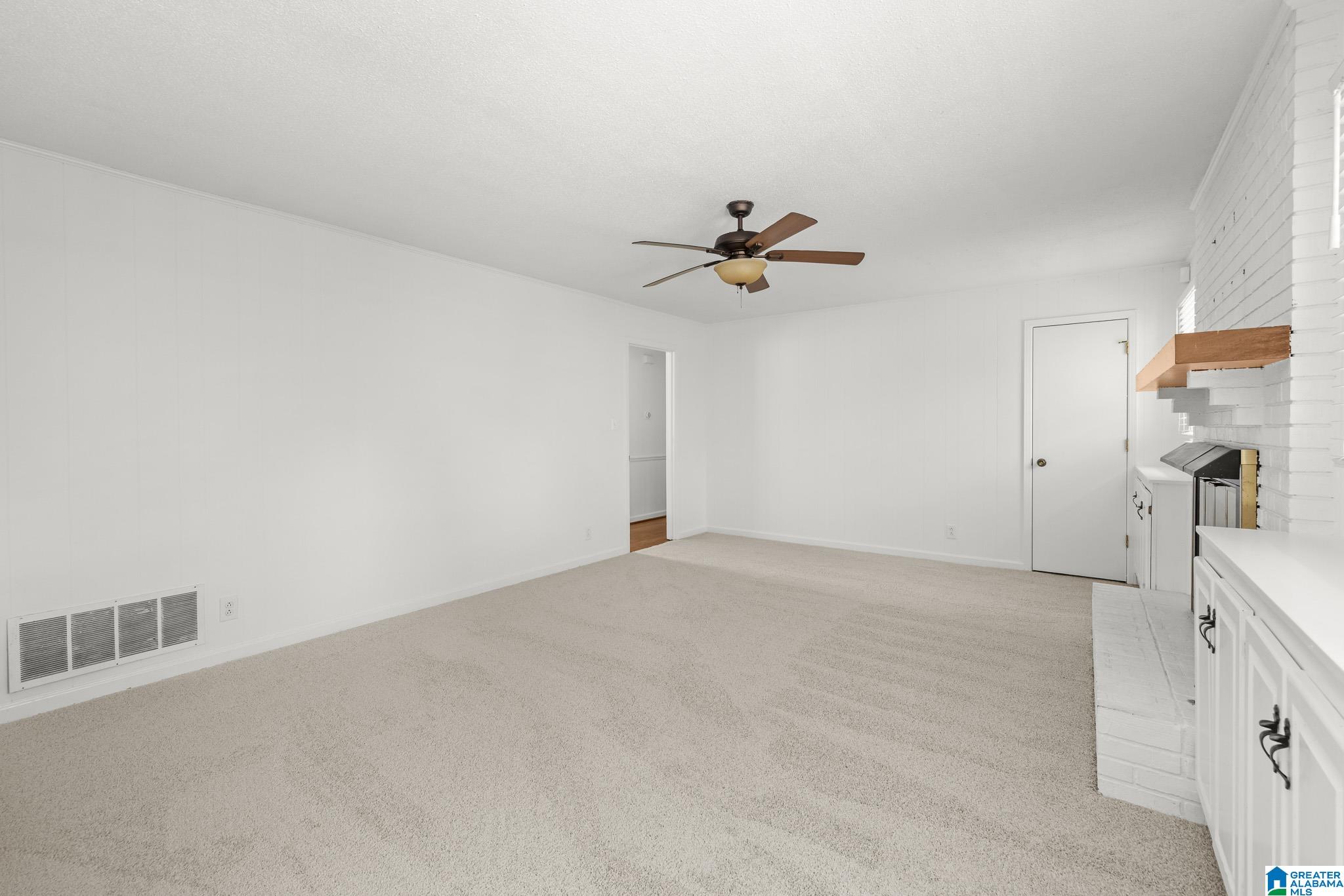 2601 Diamond Circle Birmingham, AL 35216 - Photo 10 of 29