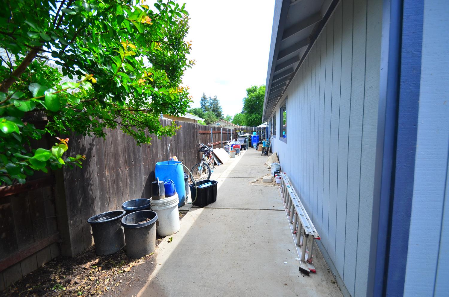 243 Rio Mesa Court Galt, CA 95632 - Photo 45 of 47 Sideyard room for dog run or small boat