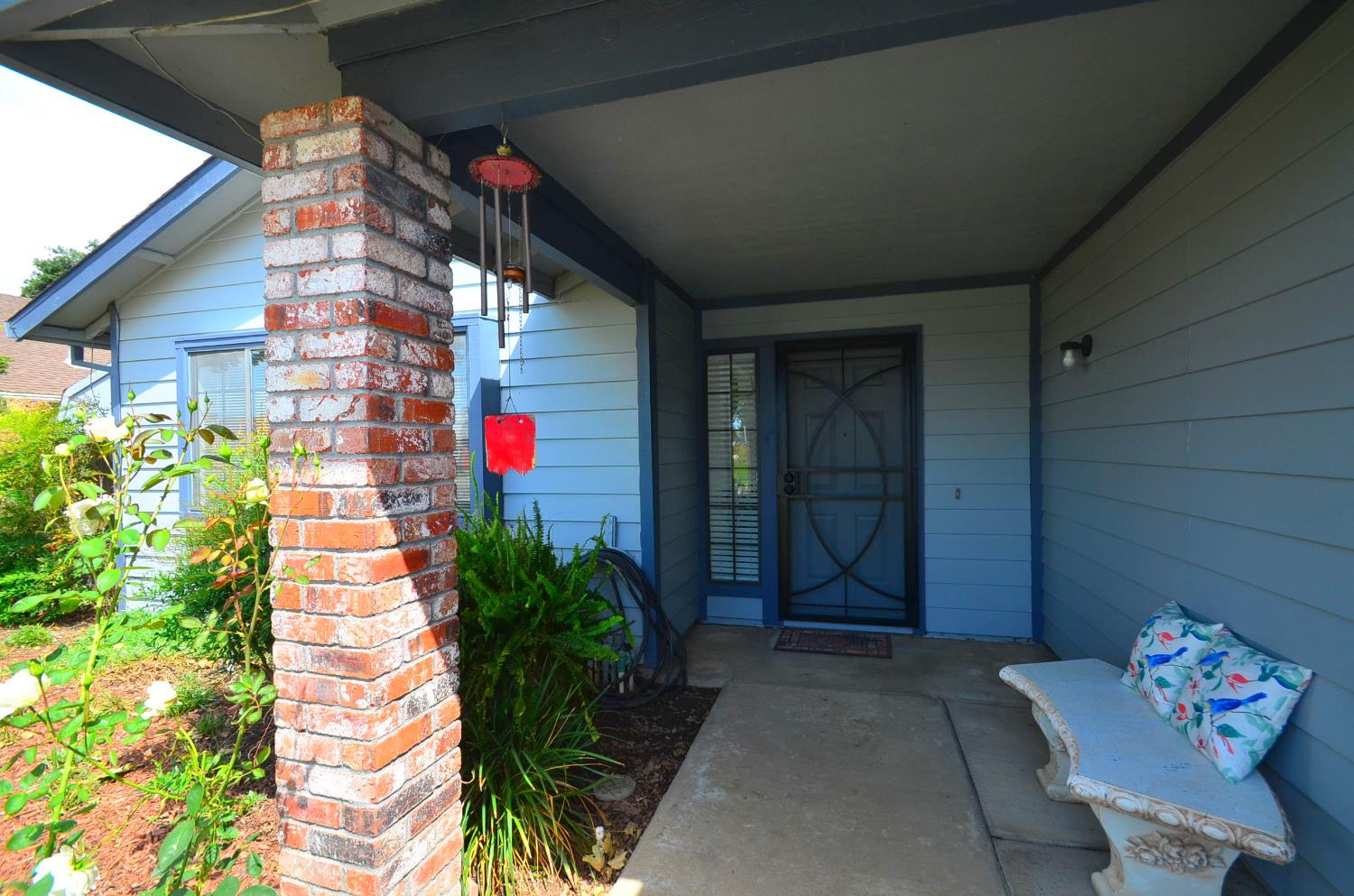 243 Rio Mesa Court Galt, CA 95632 - Photo 6 of 47