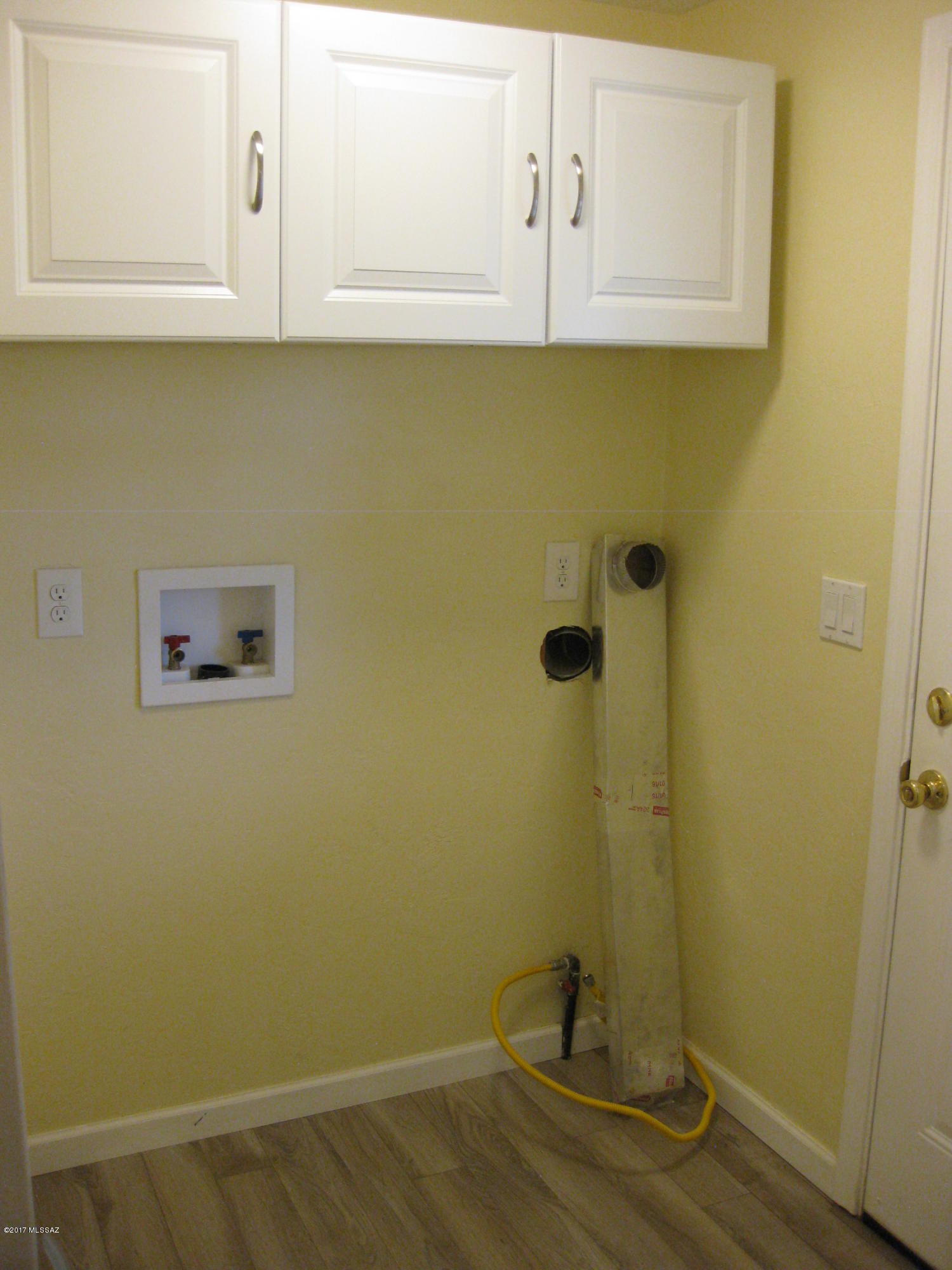 7365 North Pear Tree Road Tucson, AZ 85743 - Photo 21 of 31 Gallery Image 21