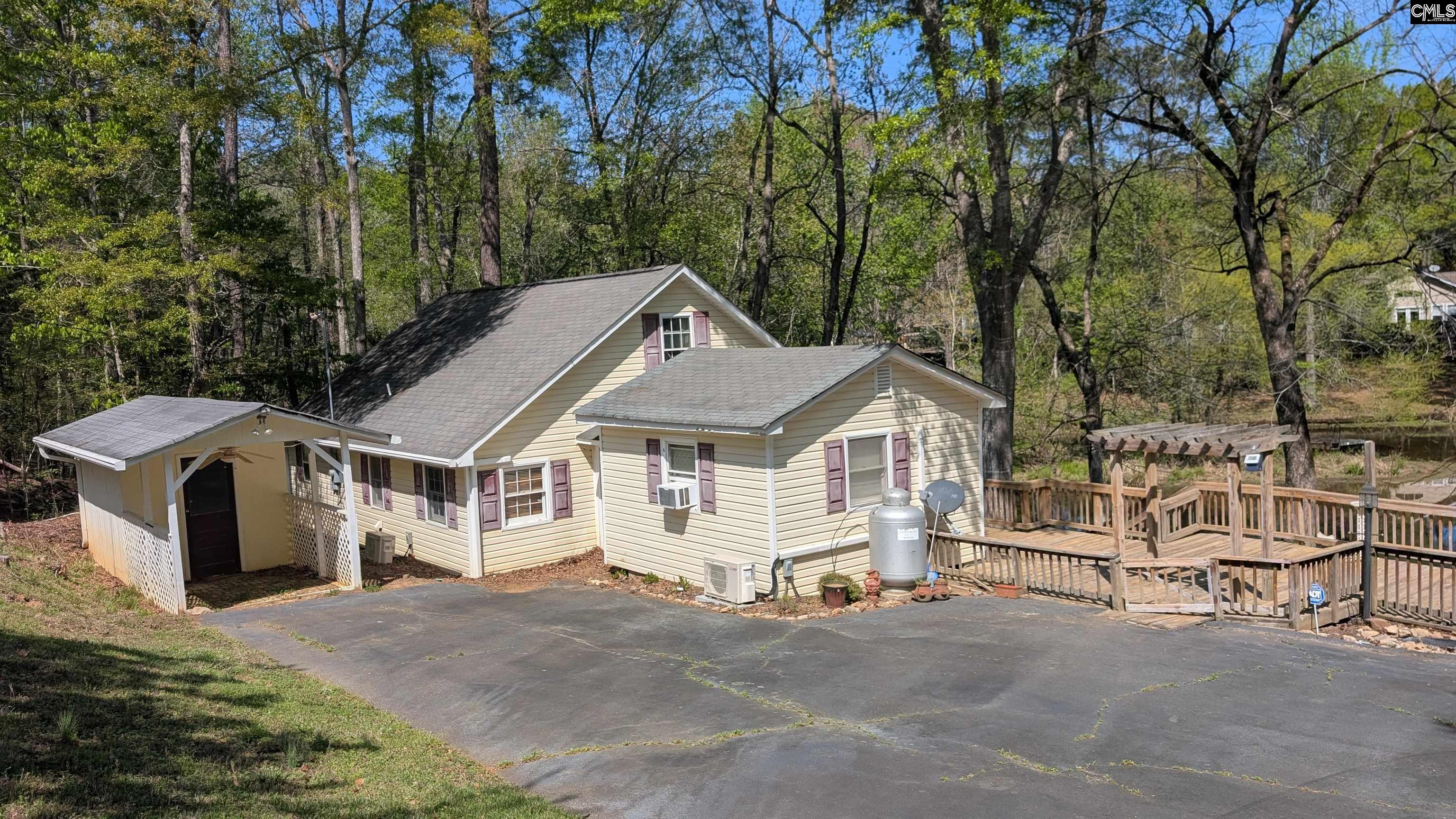 705 Deer Run Road Ridgeway, SC 29130 - Photo 2 of 47