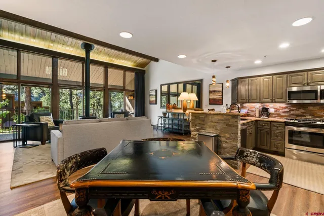 $629,000 | 73 Tamarron Drive, Unit 822, Durango, CO 81301