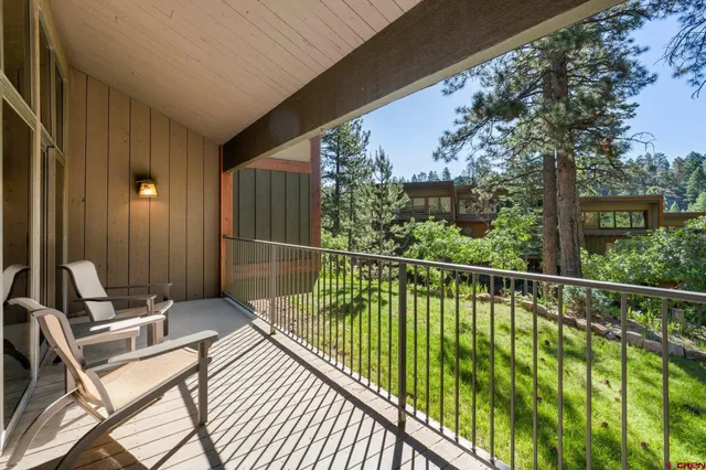 $629,000 | 73 Tamarron Drive, Unit 822, Durango, CO 81301