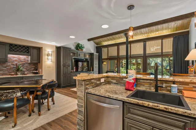 $629,000 | 73 Tamarron Drive, Unit 822, Durango, CO 81301