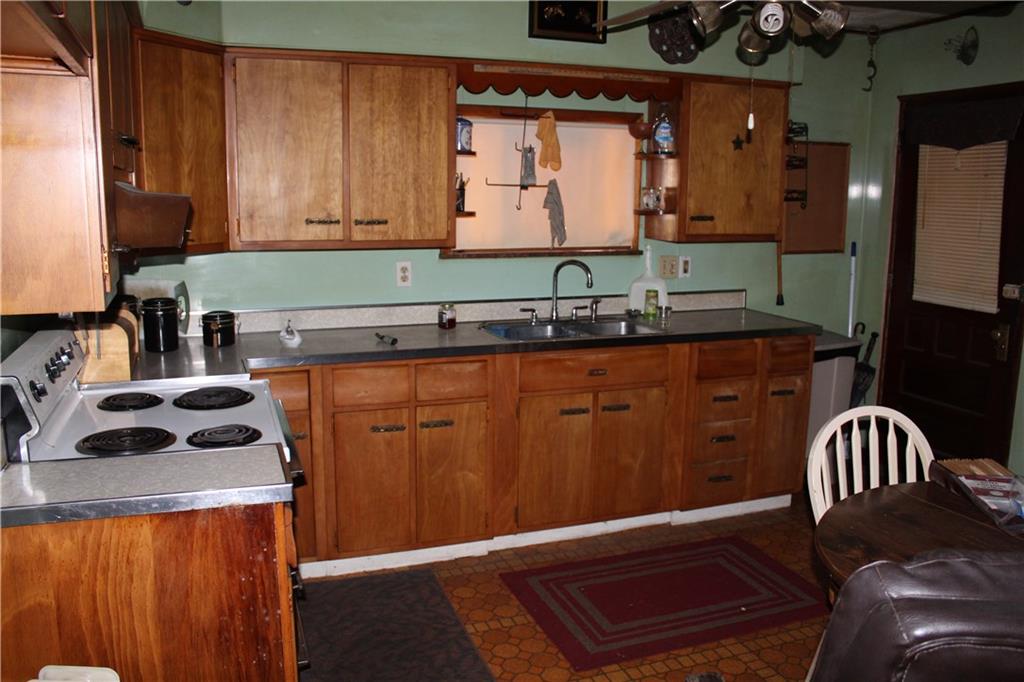 1886 Smith Township State Road Slovan, PA 15078 - Photo 12 of 24 Gallery Image 12