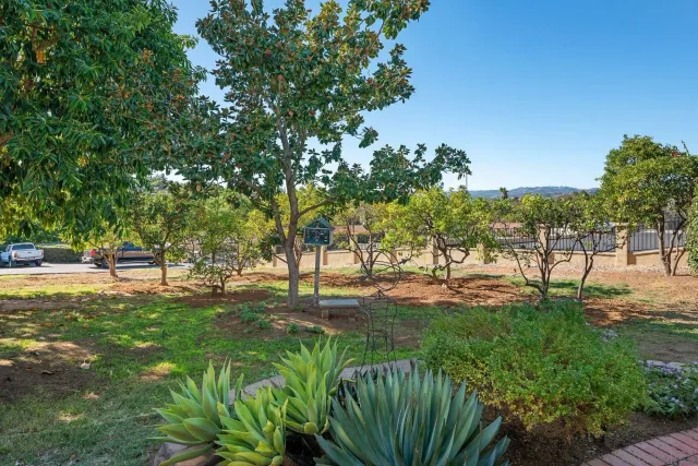 $1,000,000 | 1322 Loma De Paz, Escondido, CA 92027