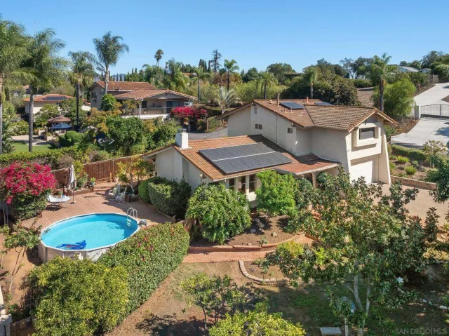 $1,000,000 | 1322 Loma De Paz, Escondido, CA 92027