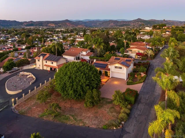 $1,000,000 | 1322 Loma De Paz, Escondido, CA 92027