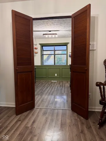 $335,000 | 263 Queensway Drive, Avon, IN 46123