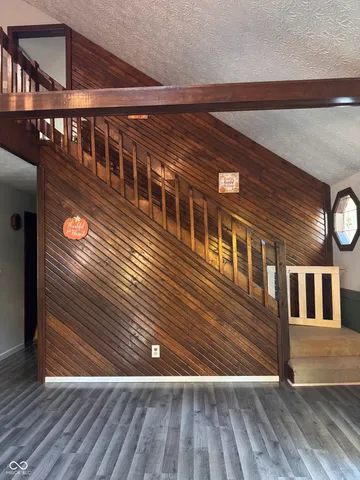 $335,000 | 263 Queensway Drive, Avon, IN 46123