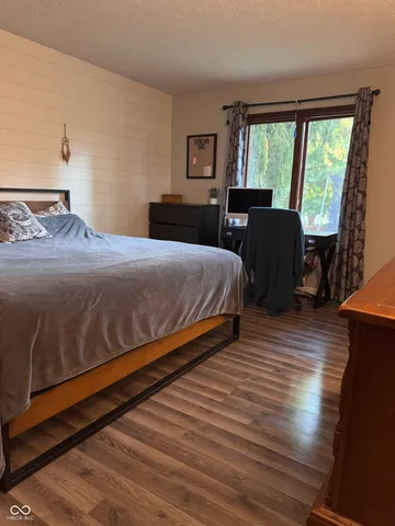 $340,000 | 263 Queensway Drive, Avon, IN 46123