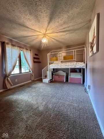 $340,000 | 263 Queensway Drive, Avon, IN 46123