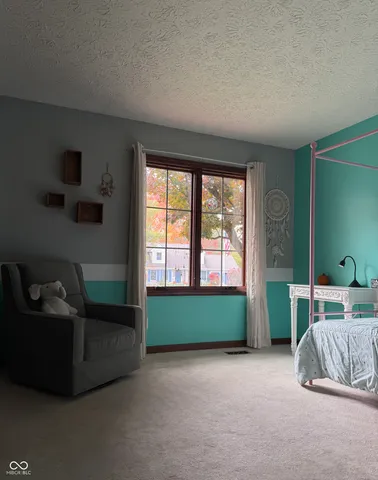 $335,000 | 263 Queensway Drive, Avon, IN 46123