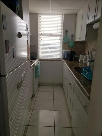 $3,500 | 111 Briny Avenue, Unit 1214, Pompano Beach, FL 33062