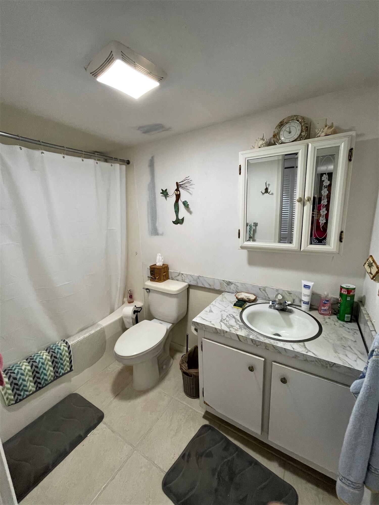 50 Southeast 12th Street, Unit 1330 Boca Raton, FL 33432 - Photo 6 of 11 133 bathroom