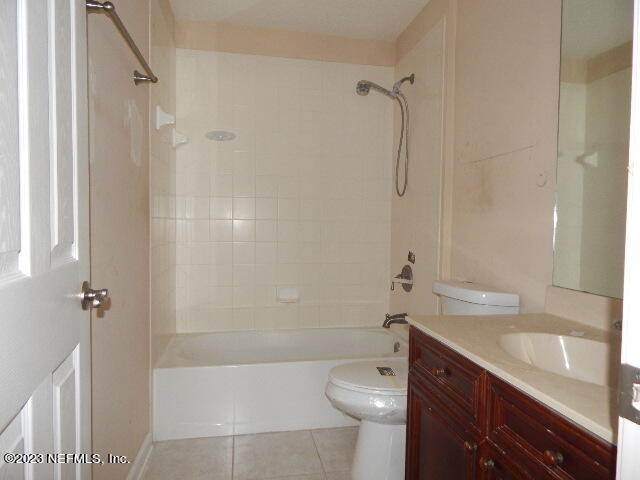 6303 Wedmore Road Jacksonville, FL 32258 - Photo 13 of 18 bathroom2