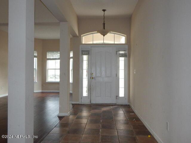 6303 Wedmore Road Jacksonville, FL 32258 - Photo 3 of 18 foyer