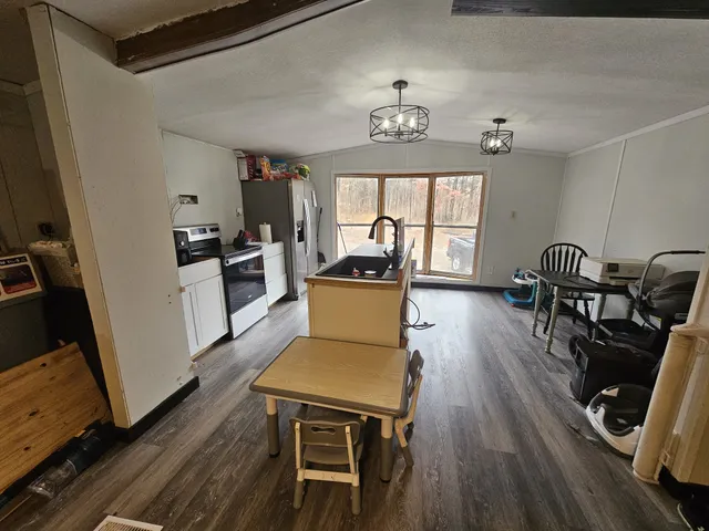 $175,000 | 242 Ranger Creek Road, Coalmont, TN 37313