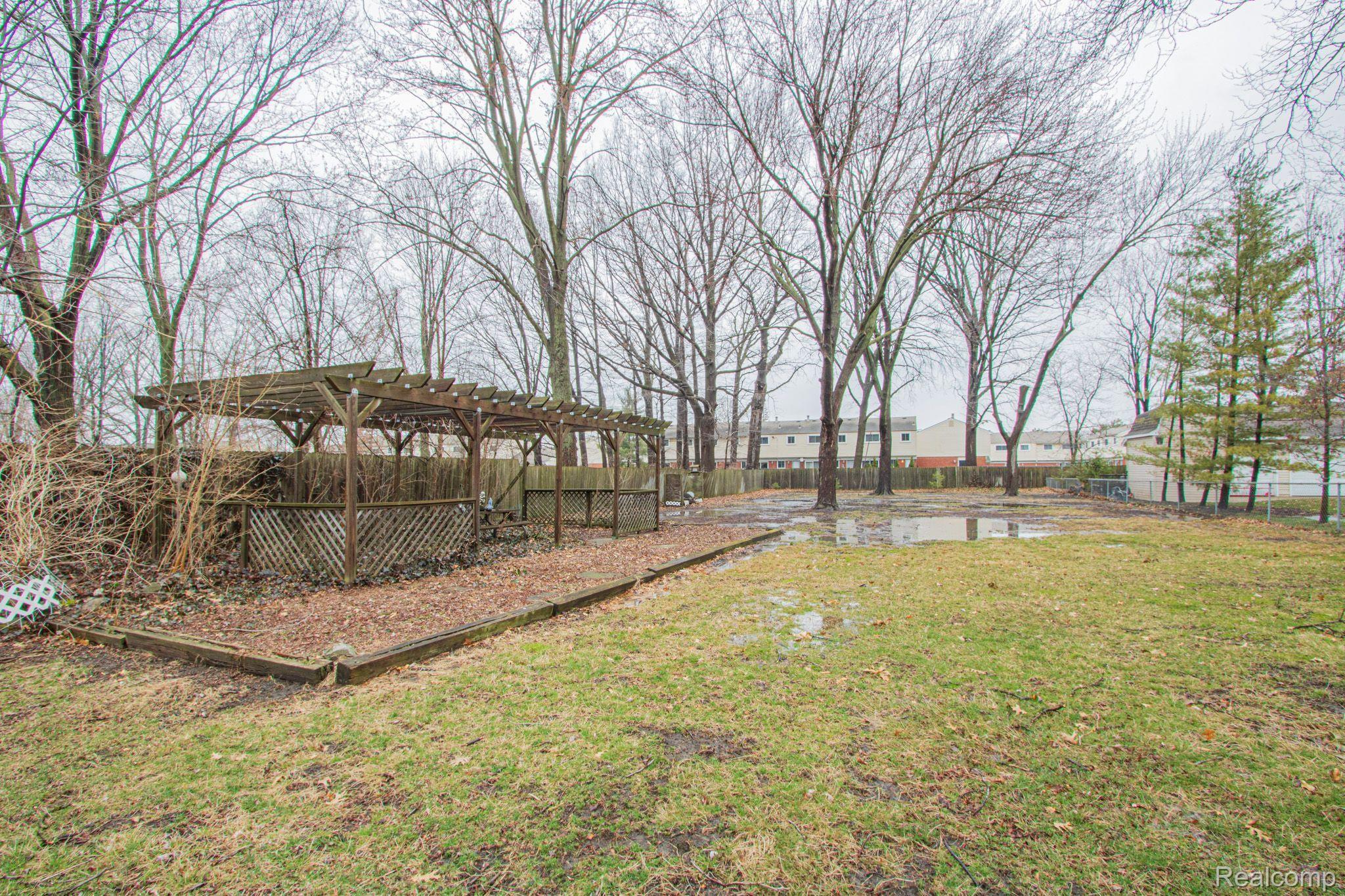 8279 Garbor Drive Warren, MI 48093 - Photo 23 of 26 Gallery Image 23