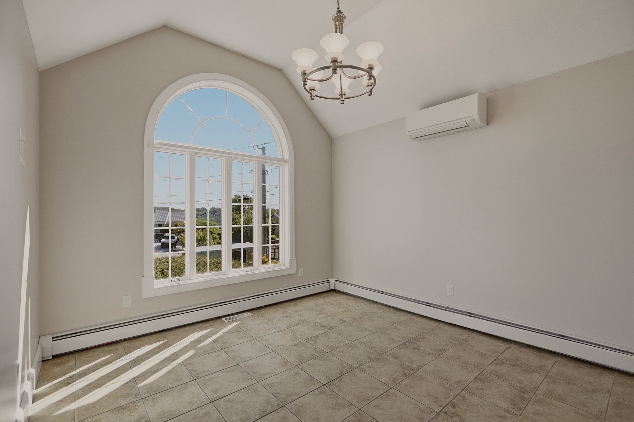 33 Flores Way Fall River, MA 02721 - Photo 14 of 39 Gallery Image 14