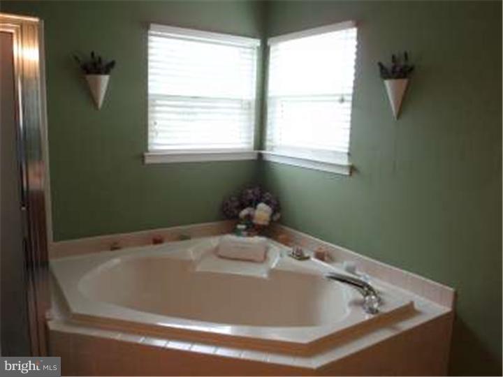 8 Equitation Way Sewell, NJ 08080 - Photo 20 of 25 Gallery Image 20