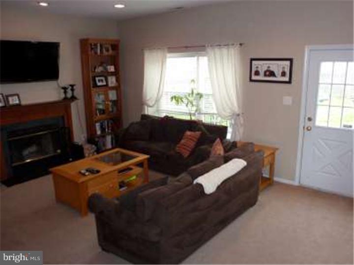 8 Equitation Way Sewell, NJ 08080 - Photo 7 of 25 Gallery Image 7