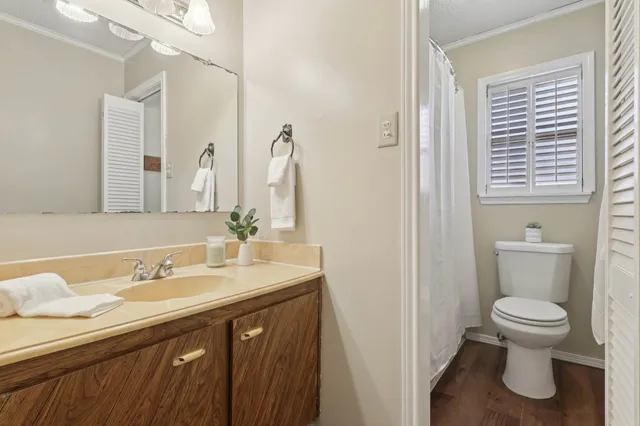 $250,000 | 1628 Oakridge Drive, Dickinson, TX 77539