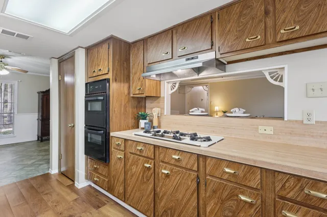 $250,000 | 1628 Oakridge Drive, Dickinson, TX 77539